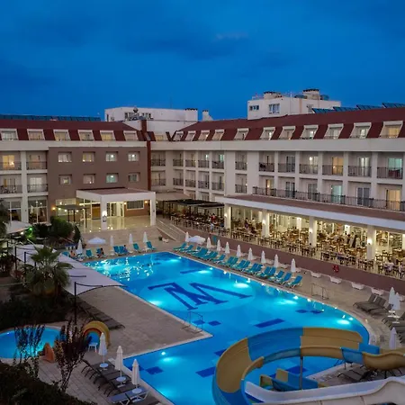 White Lilyum Hotel-3